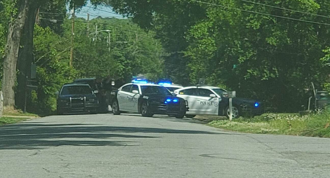 Officer injured, suspect in custody after traffic stop on Blan Street ...