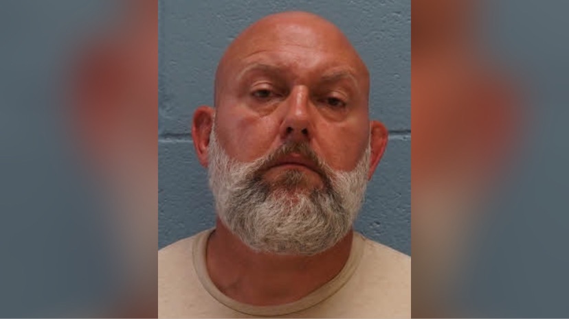 Lee County man arrested on child porn charges following cyber tip and ...