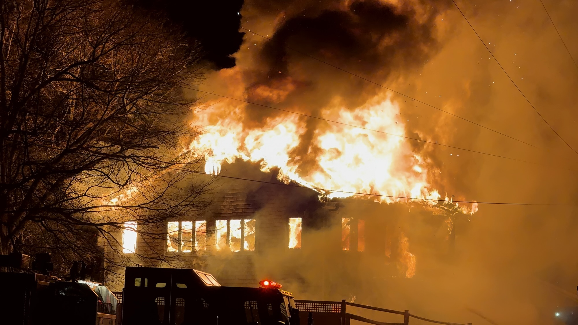 Phoenix Structure Fire Structure fire reported in Phenix City – CNAW 2 with Colin Scroggins
