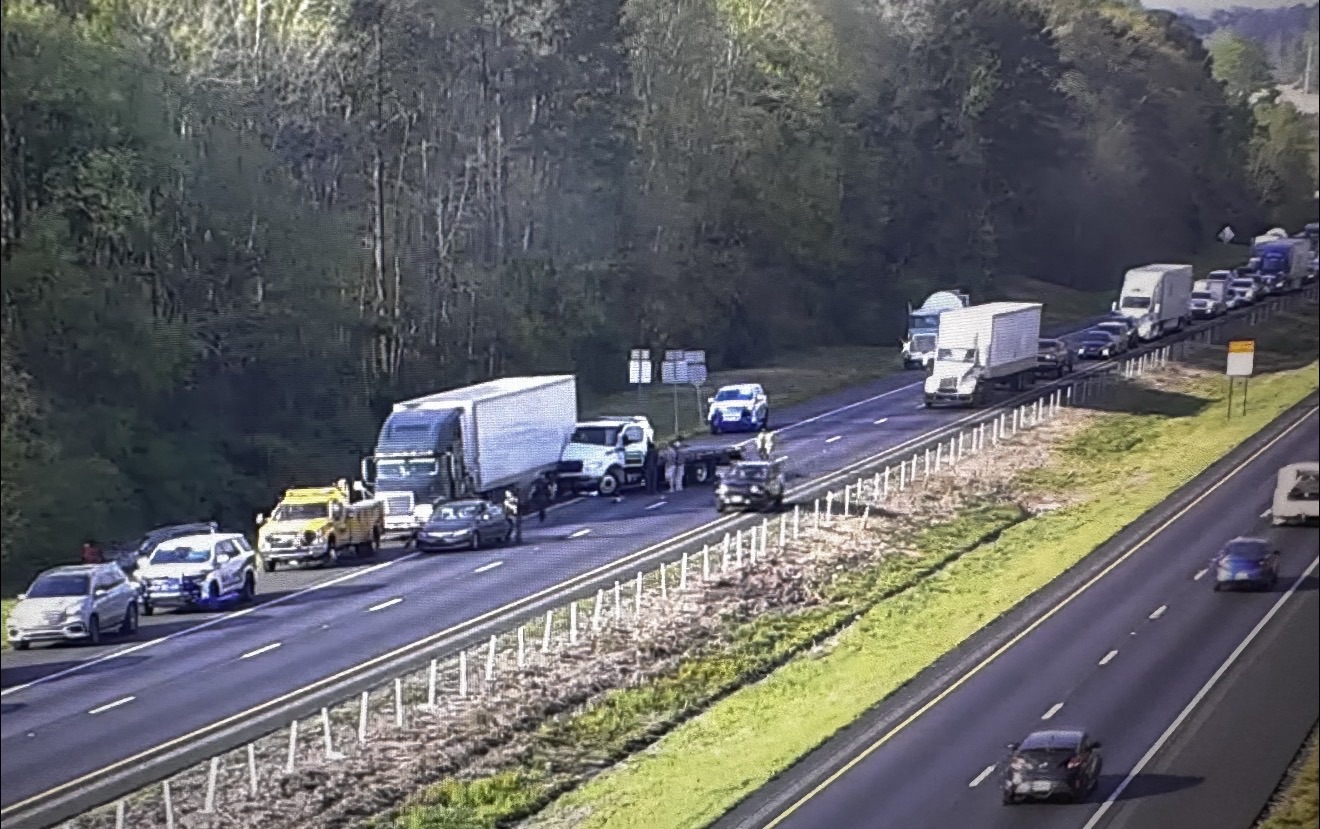 Opelika police on scene of crash on Interstate 85 – CNAW 2 with Colin ...
