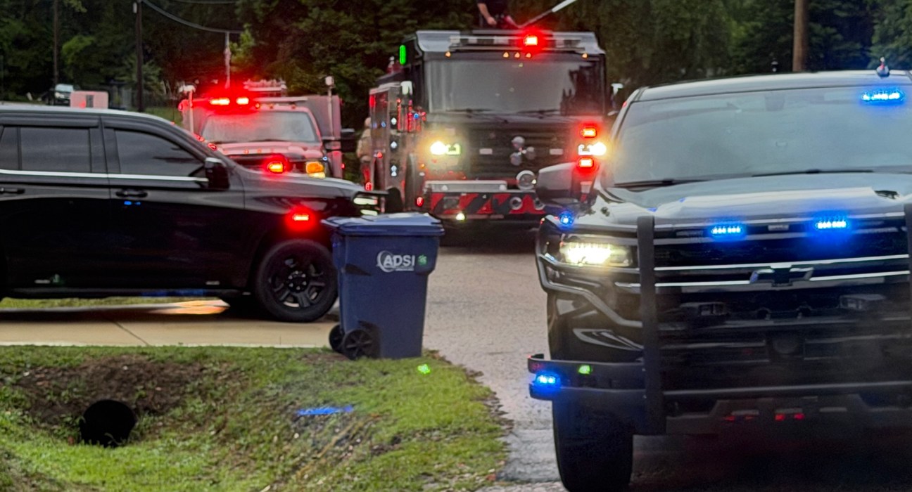 Smiths Station fire crews working to extinguish structure fire – CNAW 2 ...