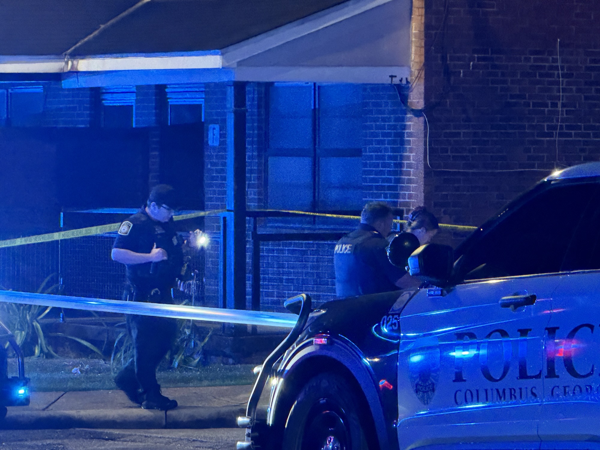Two injured in late-night shooting at Columbus apartment complex – CNAW ...