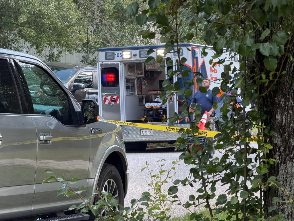 Lee County fire crews working to extinguish house fire Thursday – CNAW ...